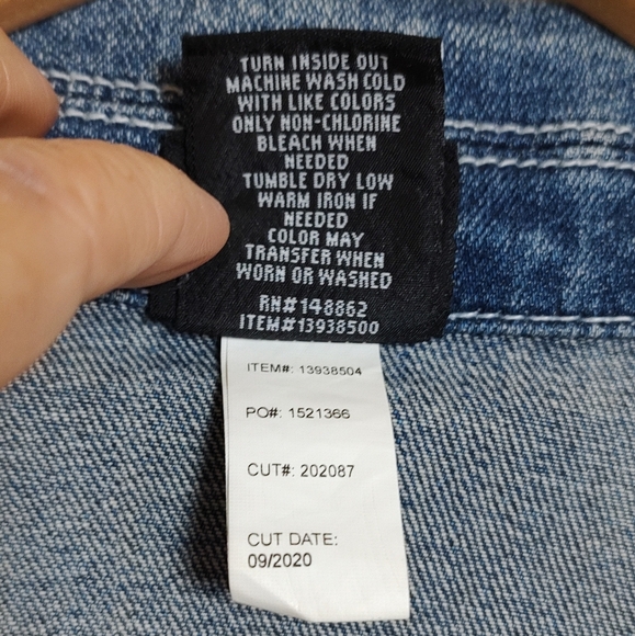 Torrid Barbie Women's Blue Button Down Denim Jacket - Picture 8 of 11